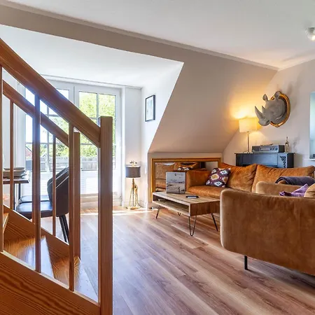 Suederpiep - 4 Individuelle Nahe Suedstrand Auster - Helle Maisonette Mit 2 Schlafzimmern & Balkon Böhl