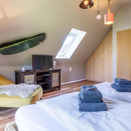 Suederpiep - 4 Individuelle Nahe Suedstrand Auster - Helle Maisonette Mit 2 Schlafzimmern & Balkon Appartement *